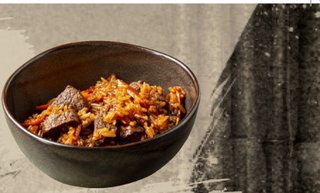 Говеждо филе от Блек Ангъс с ориз, моркови и гъби