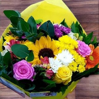 bouquet fiori assortiti sole toni rosa e giallo