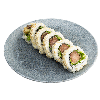 82. Uramaki Tuńczyk w tempurze z awokado i chili