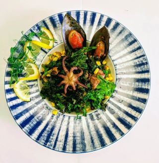 ზღვის პროდუქტების სალათი