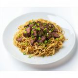 Tallarines fritos con ternera