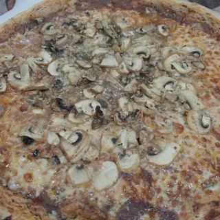 Pizza De Trufas Y Champiñones (33 Cm.)