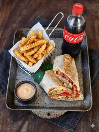 Burrito sa trganom svinjetinom + pomfrit + Coca-Cola