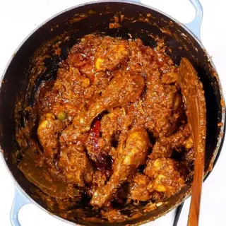Bhuna De Pollo