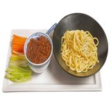 Espaguetis chinos con salsa de Pekín