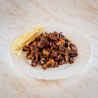 T35 - Mešano meso sa šampinjonima