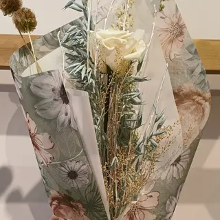 Rosa preservada  "blanca" 