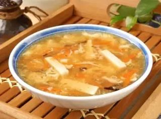 14. Лютиво-кисела супа (400г)