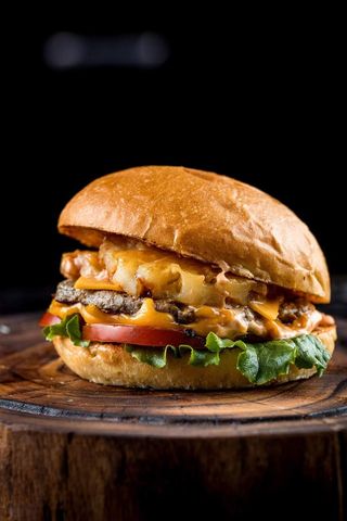 Бургер «Barcelona» - 302 гр.