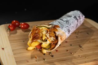 Shaorma de pui la lipie + Coca cola 330ml