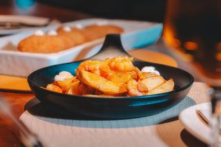 Las Papas Bravas De Pez Limón