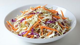 salata de varza cu morcov