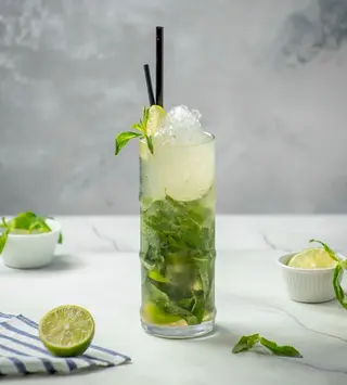 Jus De Citron À La Menthe