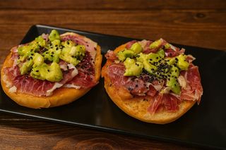 Tostada de jamón serrano