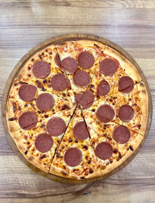 Pepperoni pizza