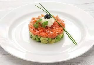 173 Tartar salmone