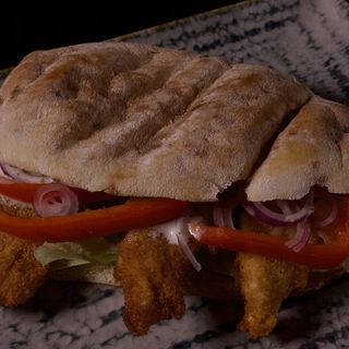 Pita cu gujoane de pui