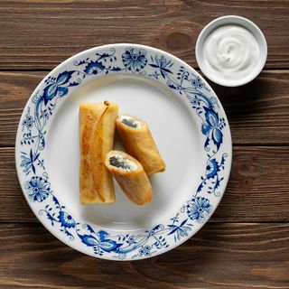 Налисники з маком та сиром