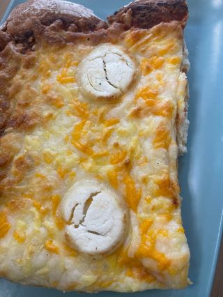 Pizza 4 Quesos (Porción)