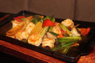 A137. Gamberi alla piastra porri e zenzero*