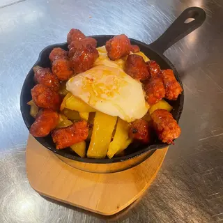 Huevos con chistorra y miel