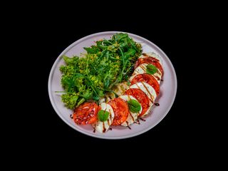 Теплий капрезе