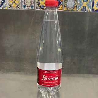Acqua frizzante Ferrarelle 50 cl