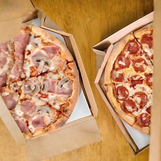 Duo Deal - 2x duża pizza 37,98 zł/szt.