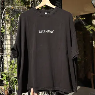 CAMISETA EAT BETTER - COLOR NEGRO