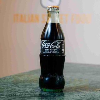 Coca-Cola Zero Azúcar lata.