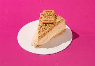 Tarta De Queso Porción Tosta Rica Con Nocilla Blanca
