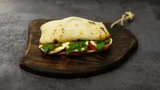 Caprese  sendvič
