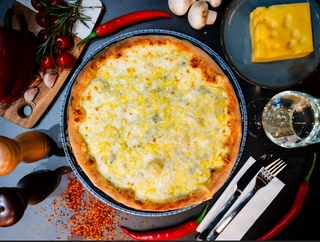 Pizza Quattro Formaggi Ø 32cm