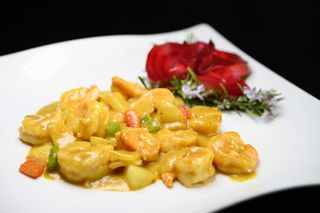 61 Gamberi con curry