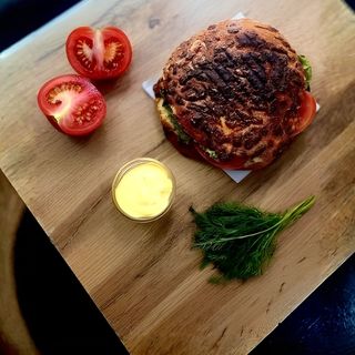 Говяжий донер в сырной лепешке