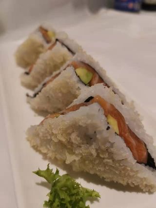 330.Sushi tramezzino salmone 4 pezzi
