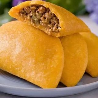 Empanadas de carne mechada