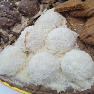 Cookie pizza Rafaello 