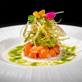 Tartare salmon special white