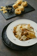 պաստա սնկով և հավով