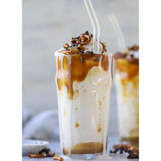 Caramel Moon Shake