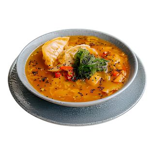 Koreańska Zupa z Kaczką i Pierożkami Gyoza