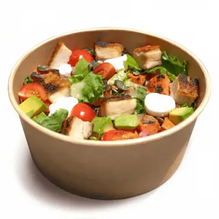 Bowl Super Salada com Frango