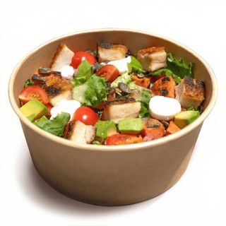Bowl Super Salada com Frango