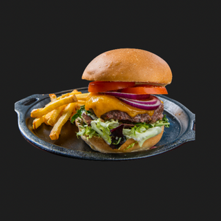 Hamburguesa Nebraska y patatas fritas