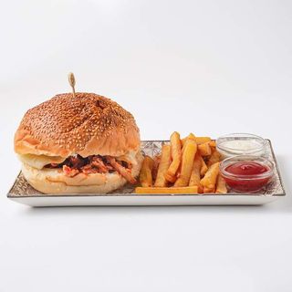 Pulled pork burger