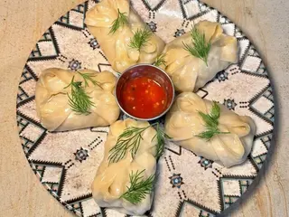 Манти з картоплею та грибами (250g)
