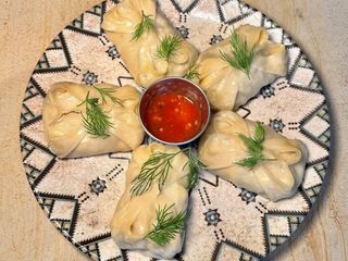 Манти з картоплею та грибами (250g)