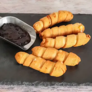 Tequeños De Queso Con Salsa De Arándano (5 Uds.)