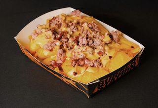 Patata con bacon e cheddar
